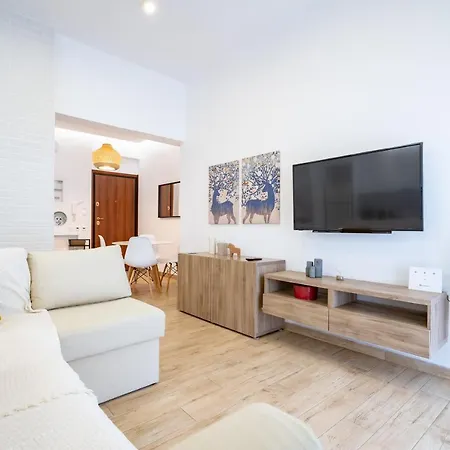 Apartment Central Train St. Flat For 4 Pers By Mps Athens